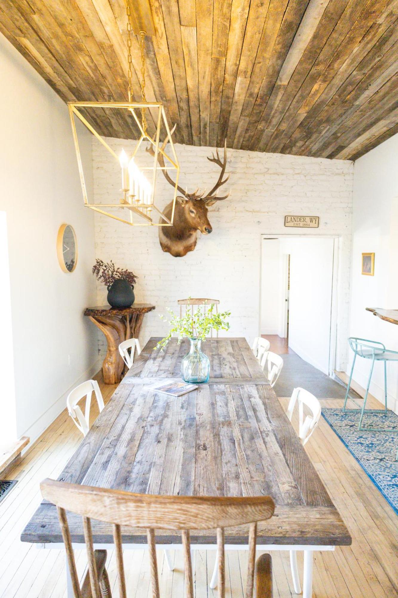Lander Millhouse Hotel Bagian luar foto
