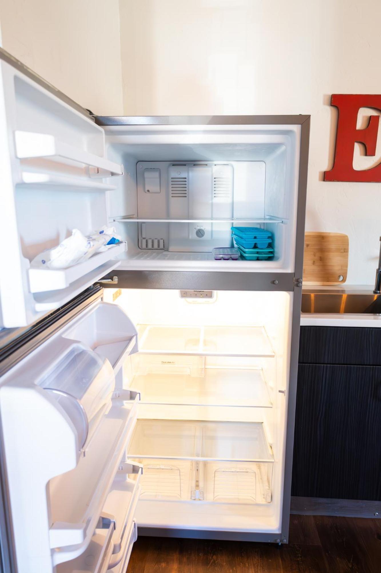Lander Millhouse Hotel Bagian luar foto